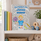 Das gedruckte Malbuch „Fabelwesen-Sammlung“ mit dem Namen Jonas auf dem Cover