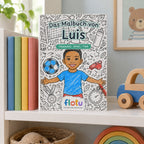 Das gedruckte Malbuch „Fußball“ mit dem Namen Luis auf dem Cover